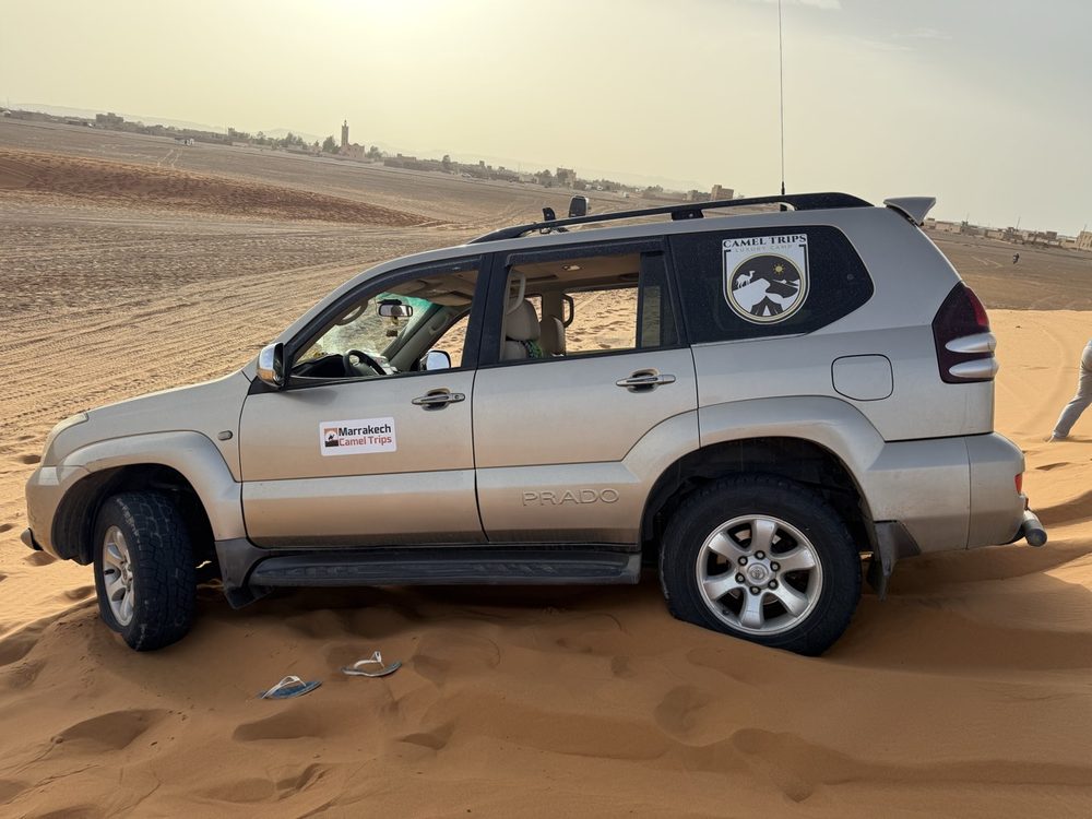 Unser 4x4 in den Dünen von Merzouga